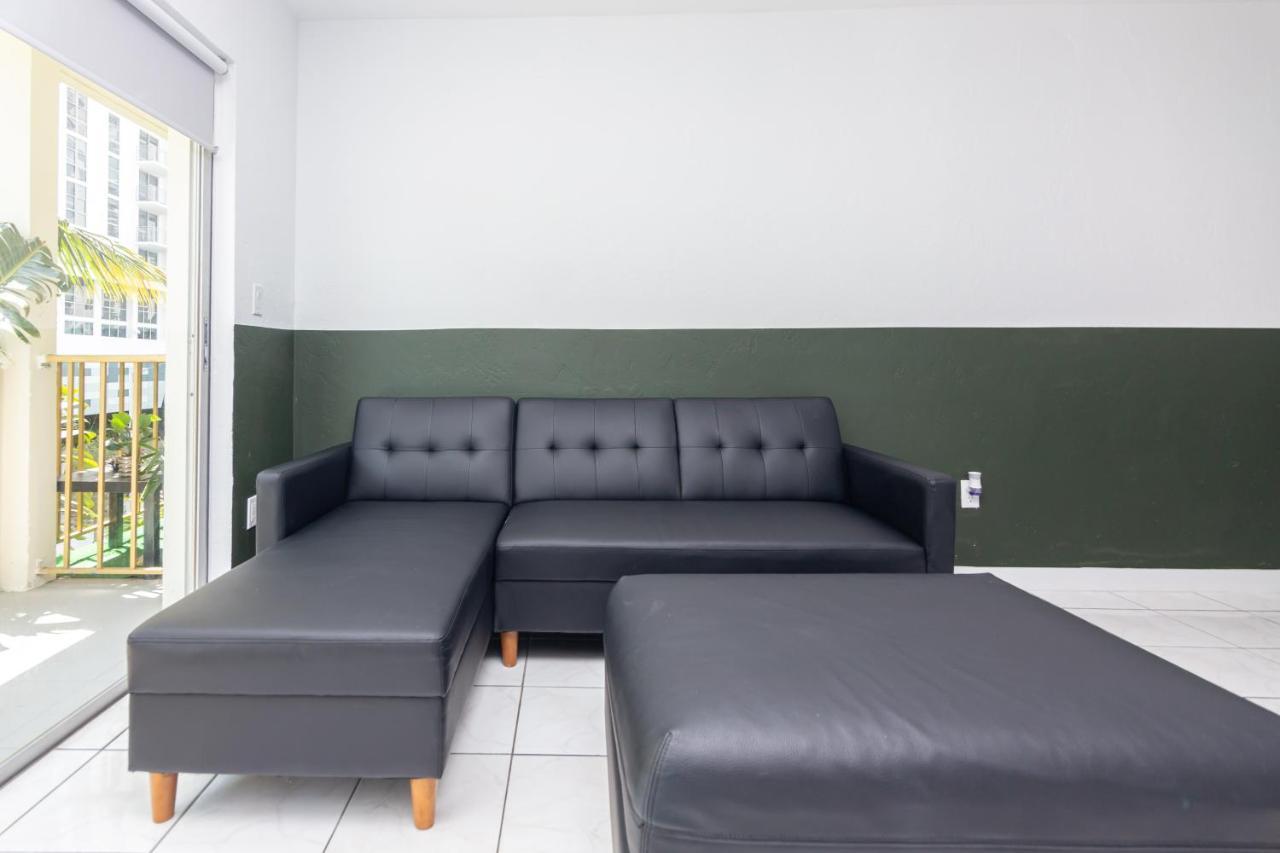 One Bedroom Apartment - With Parking & Balcony - Heart Of Wynwood Miami Exterior photo
